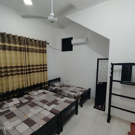 Hotel Rayyan Mahal Puttalam Exterior foto