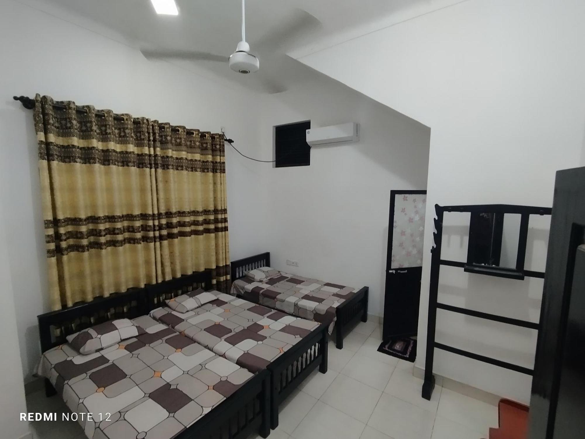 Hotel Rayyan Mahal Puttalam Exterior foto