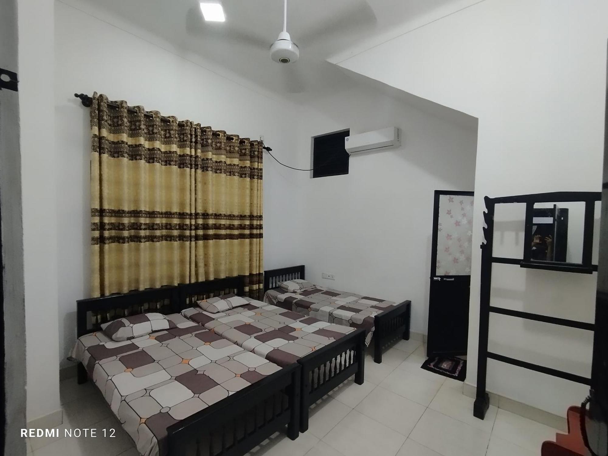 Hotel Rayyan Mahal Puttalam Exterior foto